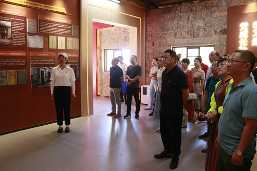 學(xué)習(xí)現(xiàn)場_副本.jpg
