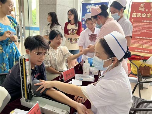 2測血壓、血糖.jpg